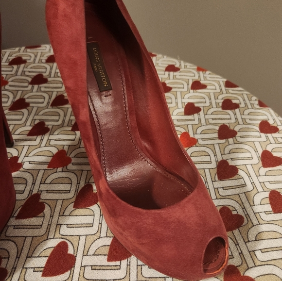 Heels - Picture 12 of 12